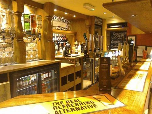 Holland Hotel Llanfachraeth Екстер'єр фото