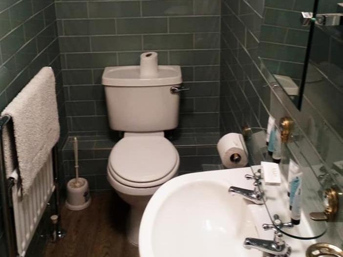 Holland Hotel Llanfachraeth Екстер'єр фото