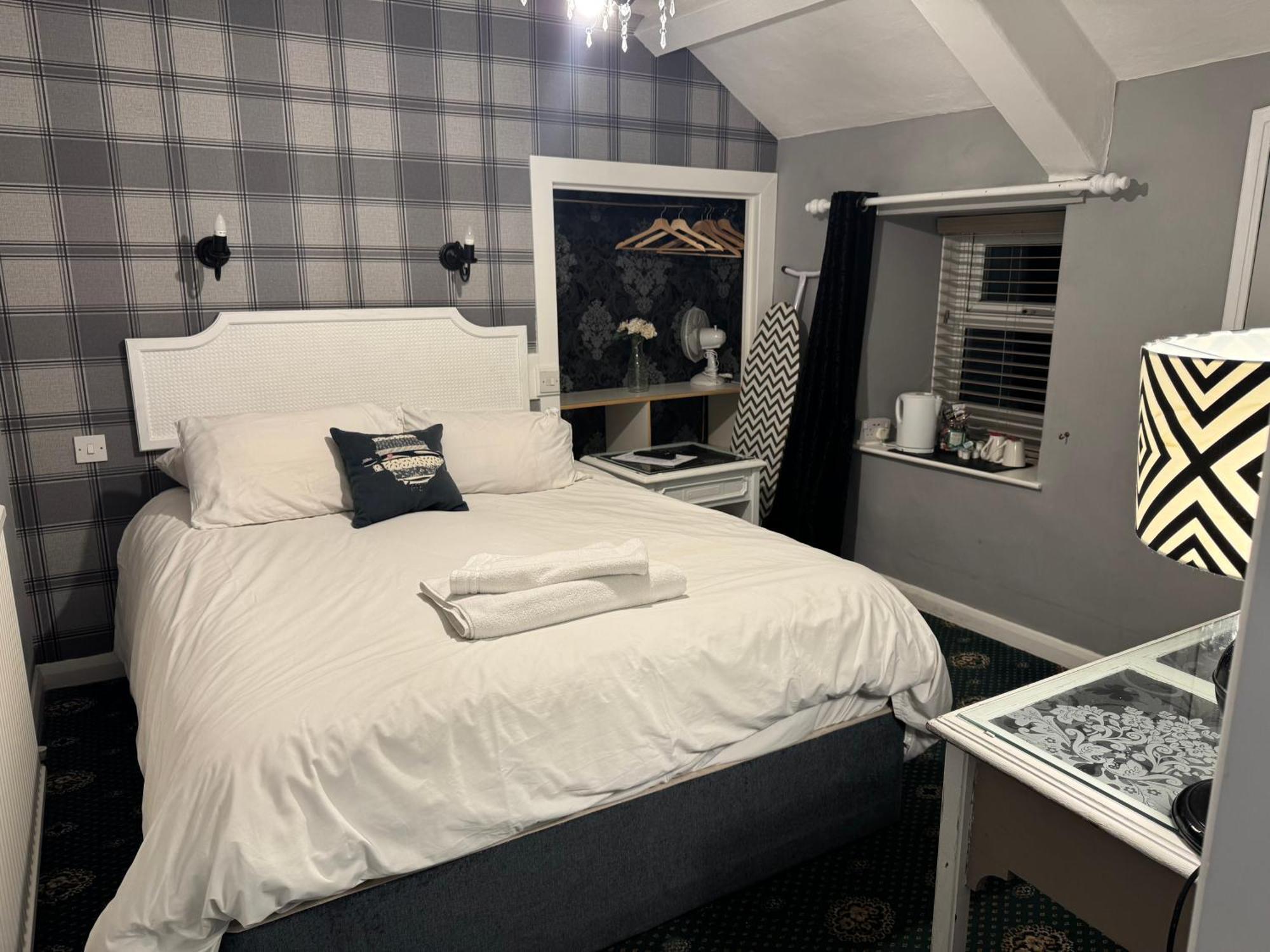 Holland Hotel Llanfachraeth Екстер'єр фото